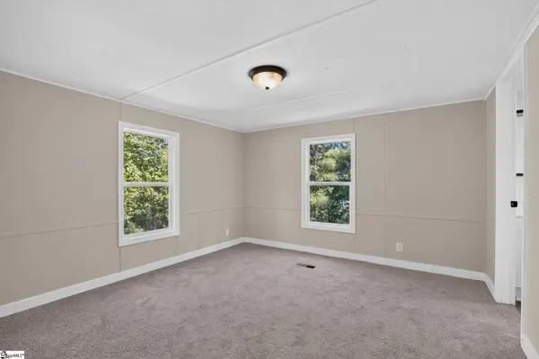 1116 Boyd Road, Laurens, SC 29360