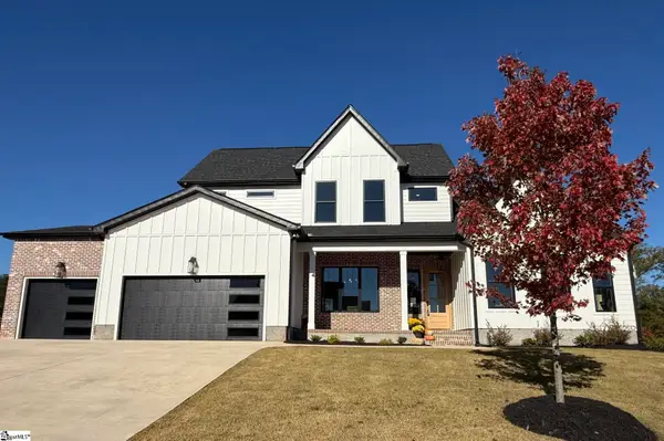 4004 Hollybank Drive, Spartanburg, SC 29303