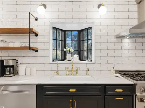 1215 Roe Ford Road, Greenville, SC 29617