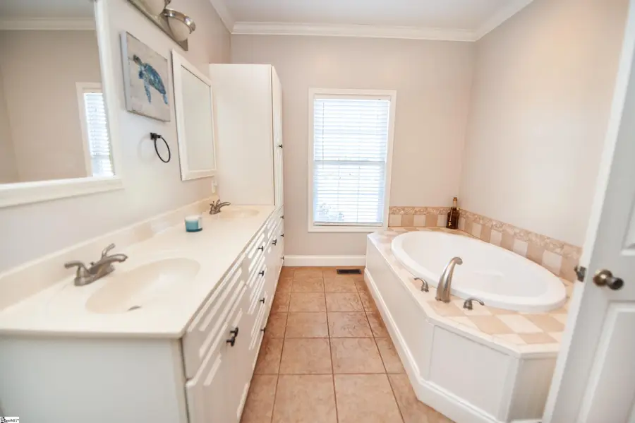 450 Meadow Road, Inman, SC 29349 - #2