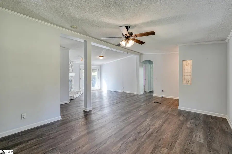 637 Ranch Road, Laurens, SC 29360 - #3