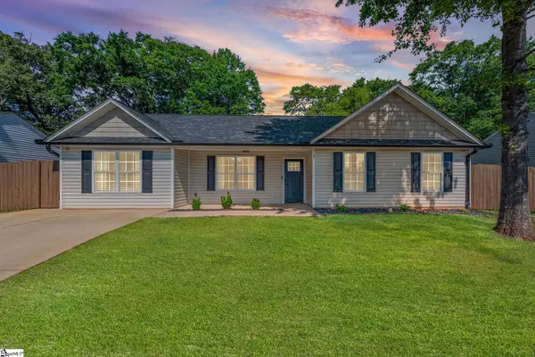 728 Cannonsburg Drive, Duncan, SC 29334