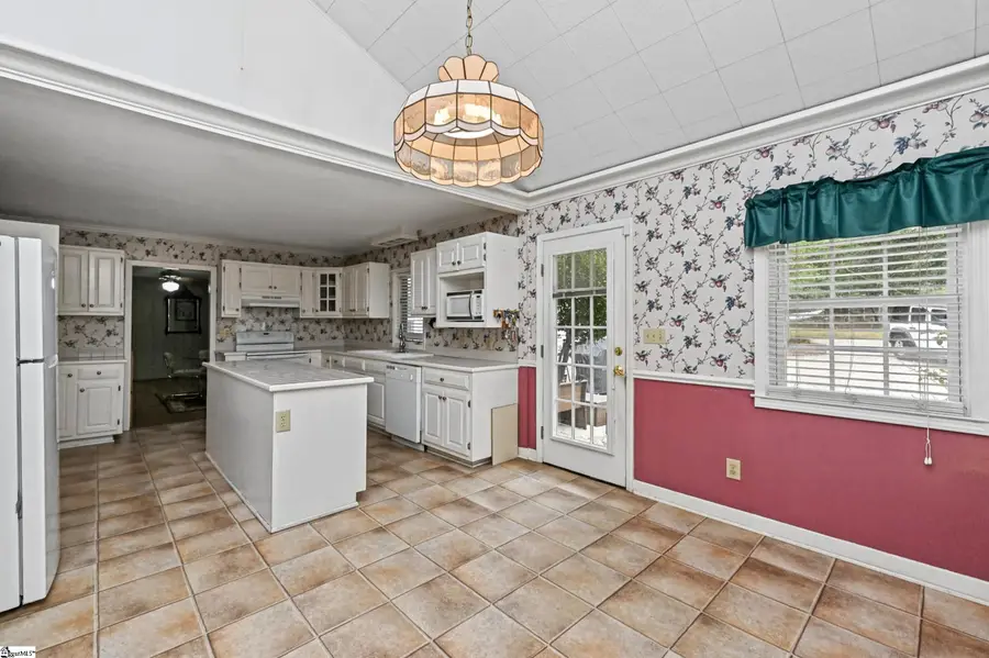 221 Lowndes Avenue, Greenville, SC 29607-6511 - #2
