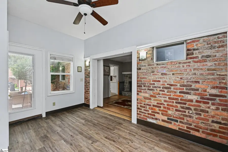 221 Lowndes Avenue, Greenville, SC 29607-6511 - #3