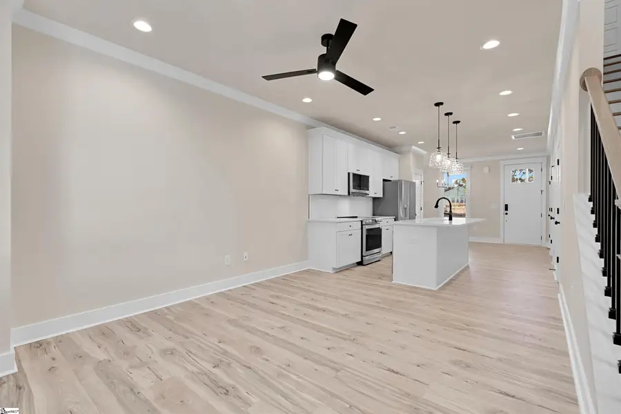 9 Hawthorne Lane, Greenville, SC 29605 - #2