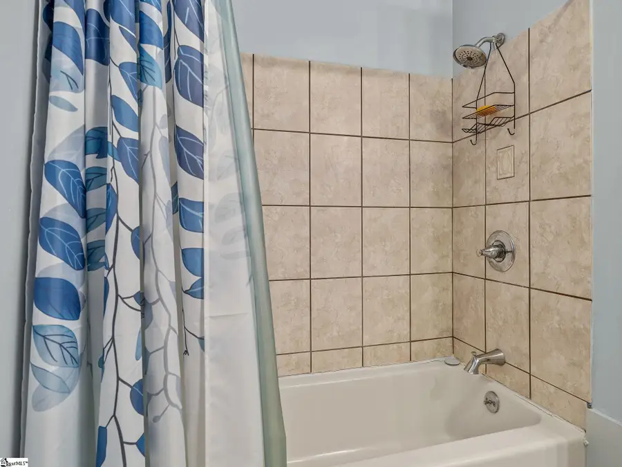 190 Mcmahan Street, Campobello, SC 29322 - #3
