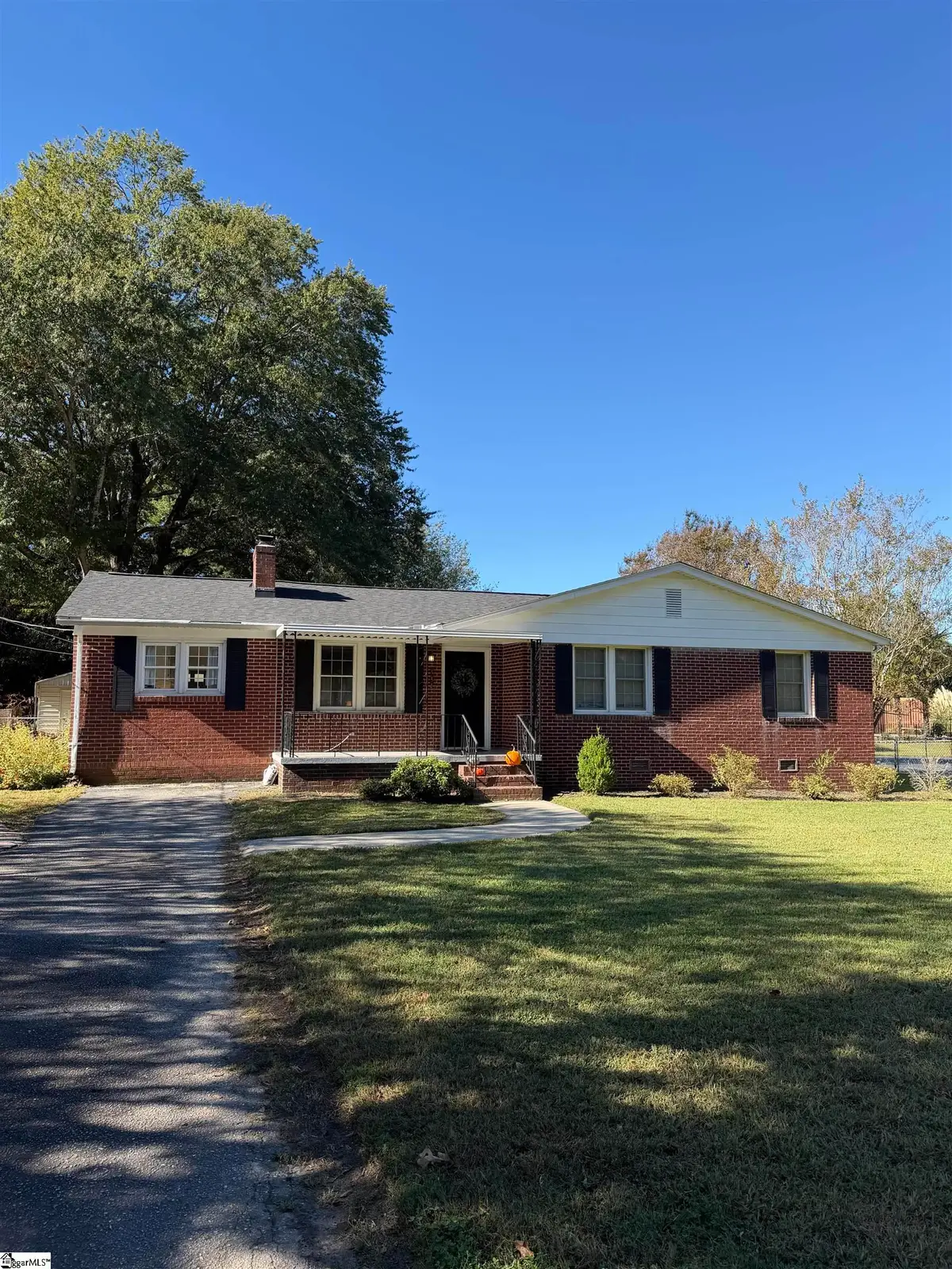 207 Ivy Drive, Simpsonville, SC 29680 - #1
