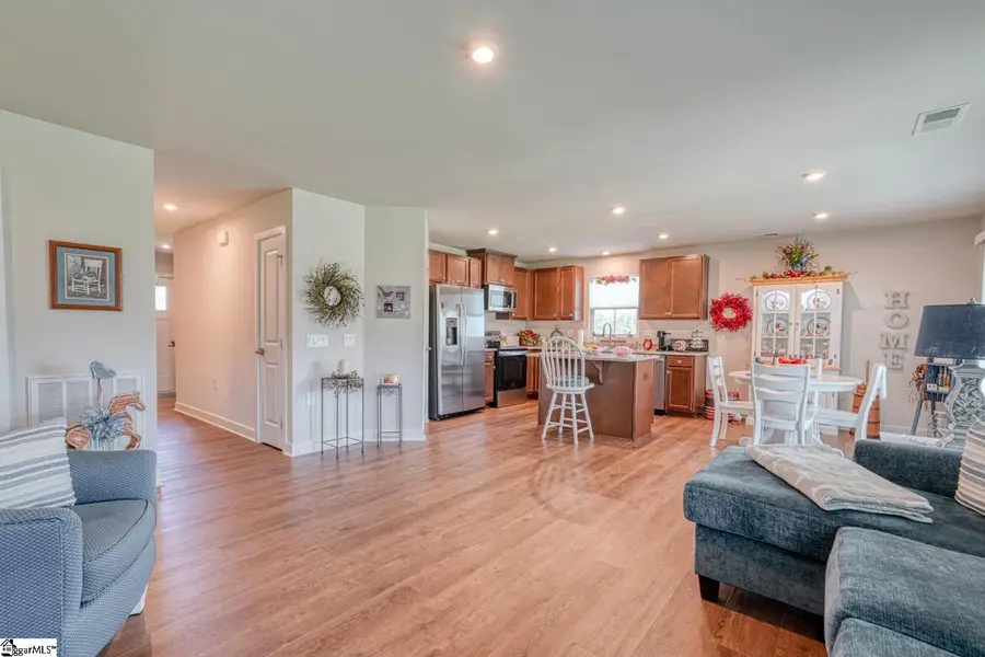868 Meadowbrook Road, Spartanburg, SC 29307 - #3