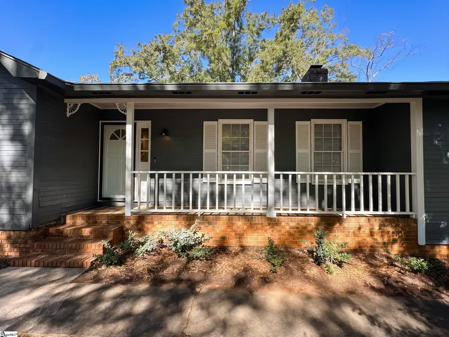 207 Laurelwood Drive, Boiling Springs, SC 29316 - #3