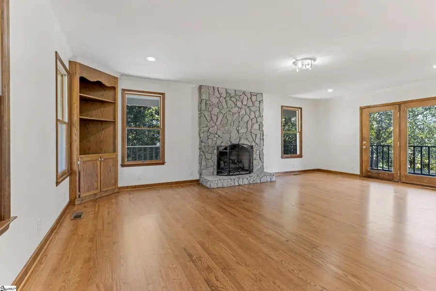 110 Tall Pines Road, Fountain Inn, SC 29644 - #2