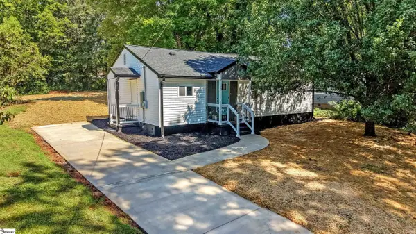 12 E Decatur Street, Greenville, SC 29617
