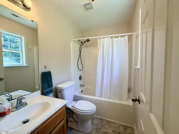 5 Cedar Brook Court, Greenville, SC 29611