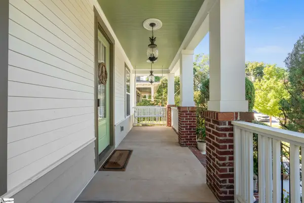 20 E Montclair Avenue, Greenville, SC 29609