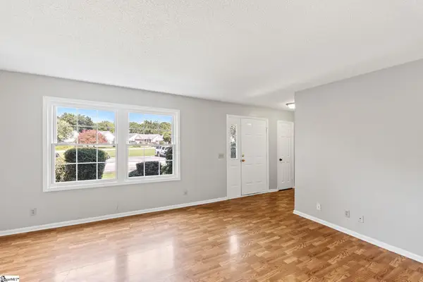 12 Birchview Street, Taylors, SC 29687