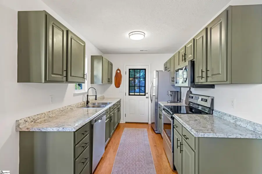 519 S Brown Beaver Court, Moore, SC 29369 - #3