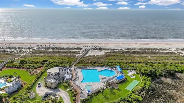 40 Folly Field Road #B142, Hilton Head Island, SC 29928