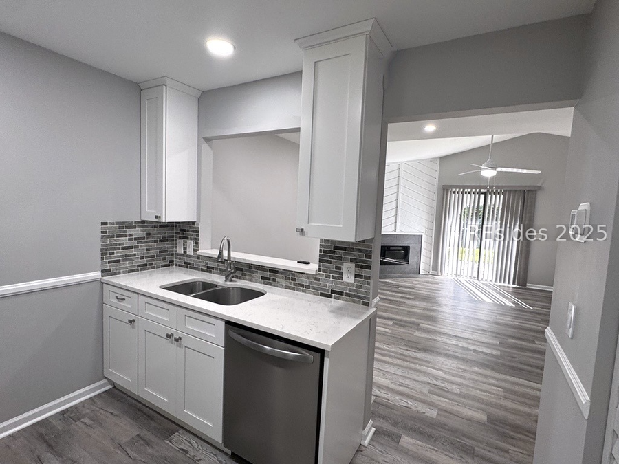 96 Mathews Drive #34, Hilton Head Island, SC 29926 - Image #3