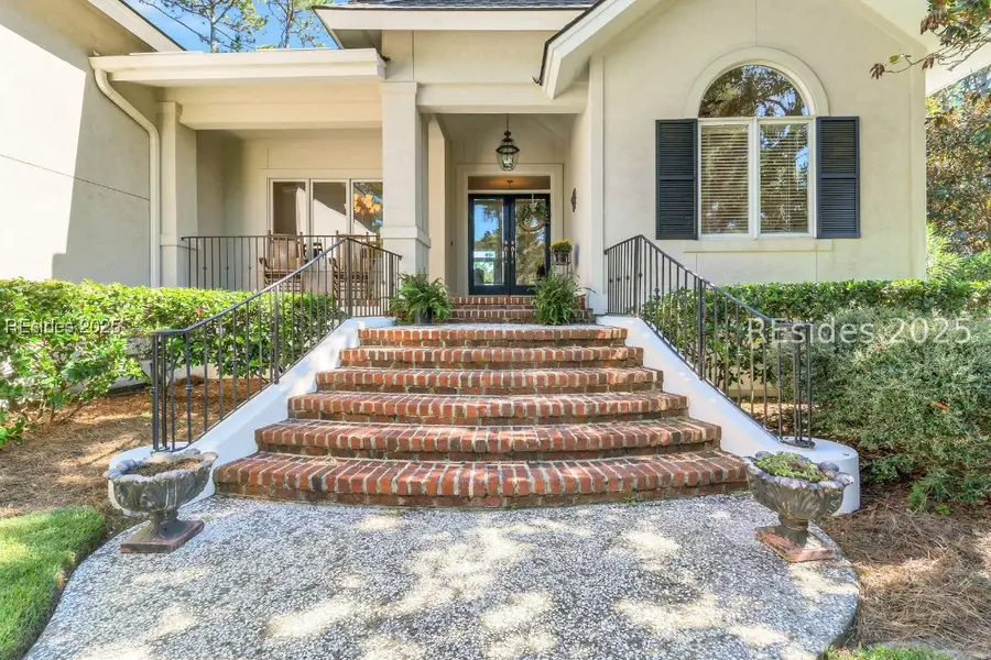 21 Strawberry Hill Road, Hilton Head Island, SC 29928 - Image #3