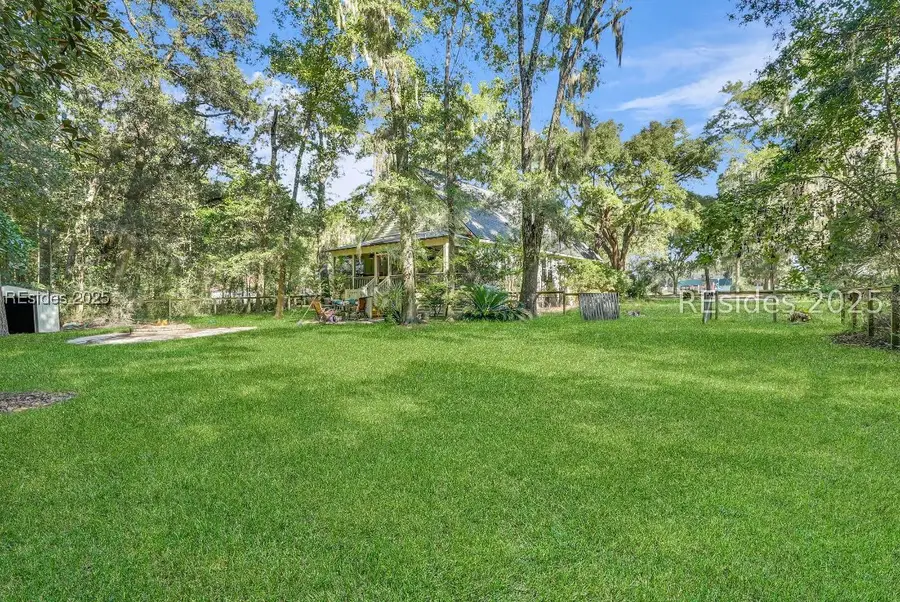 576 Mccormack Avenue, Ridgeland, SC 29936 - Image #2