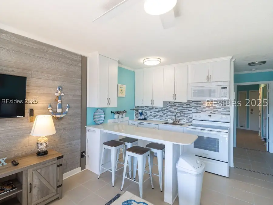40 Folly Field Road #C246, Hilton Head Island, SC 29928 - Image #2
