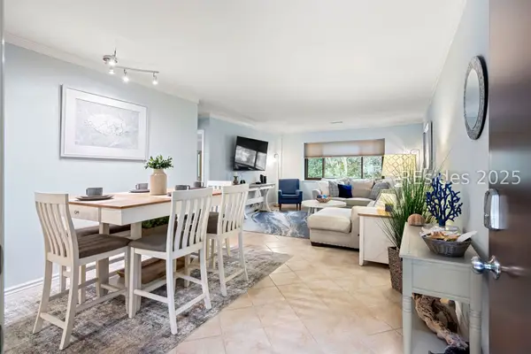 25 Deallyon Avenue #110, Hilton Head Island, SC 29928