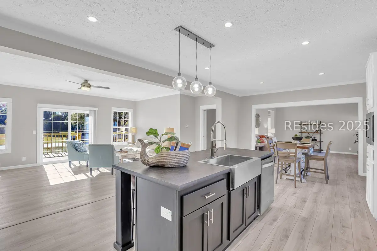 15 Vine Street, Hilton Head Island, SC 29926 - #1