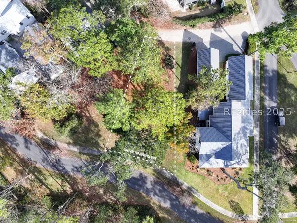 17 Old Bethel, Beaufort, SC 29906