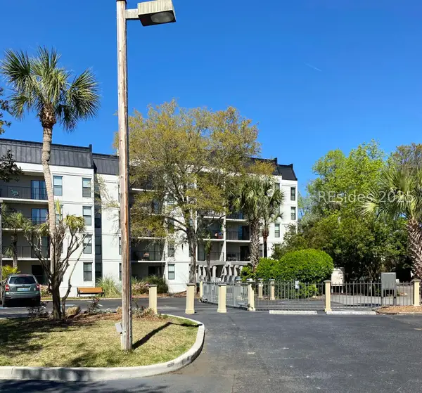 34 N Forest Beach Drive #D19, Hilton Head Island, SC 29928