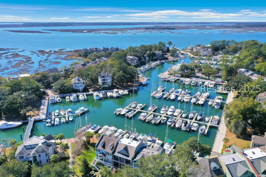8 Yacht Club Drive, Hilton Head Island, SC 29926 - Image #2