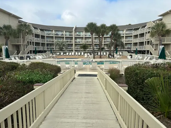 4 Forest Beach Drive #306, Hilton Head Island, SC 29928