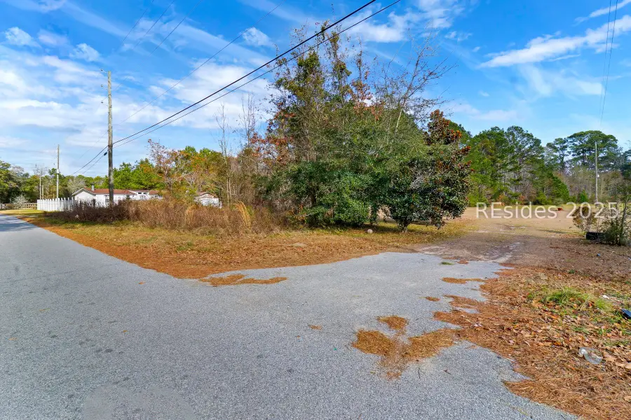 547 Broad River Boulevard, Beaufort, SC 29906 - Image #3
