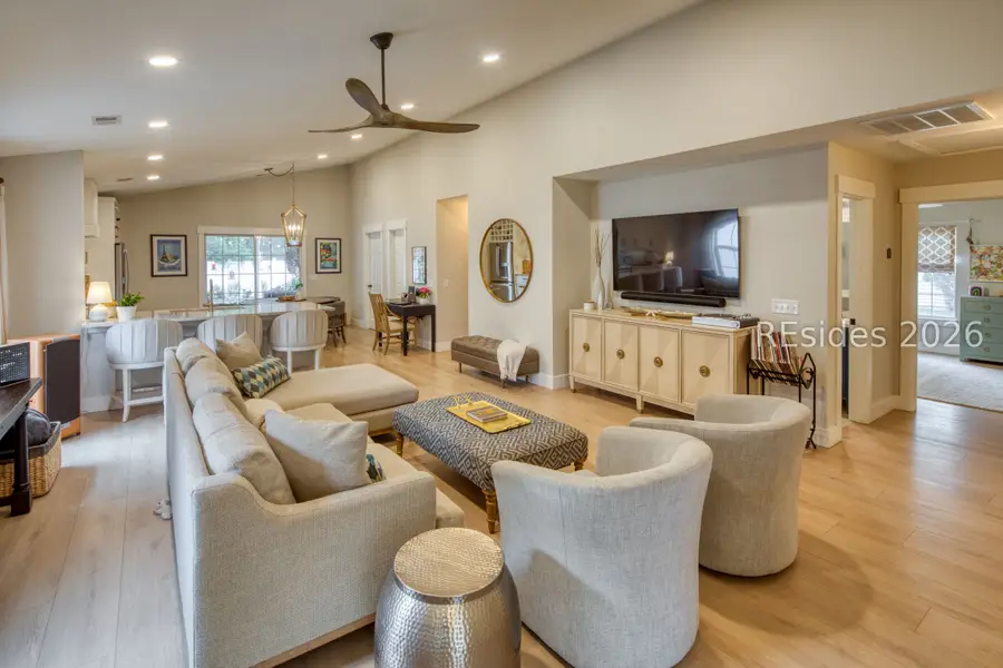 20 Lakeside Drive, Bluffton, SC 29910 - Image #2