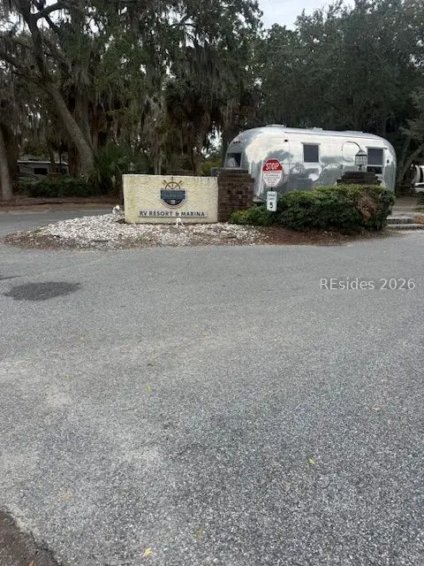 43 Jenkins Island Road, Hilton Head Island, SC 29926