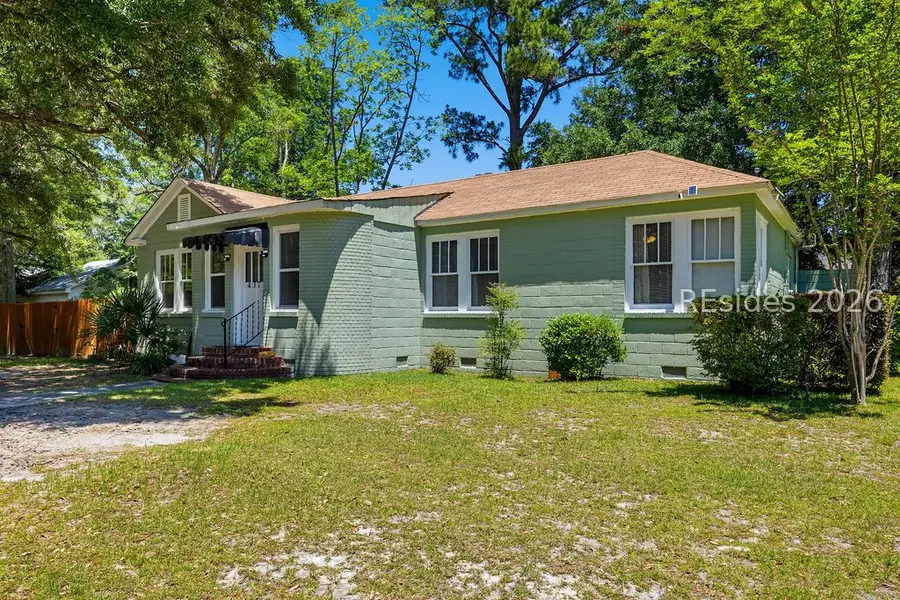 437 SE Laurens Avenue, Fairfax, SC 29827 - #3