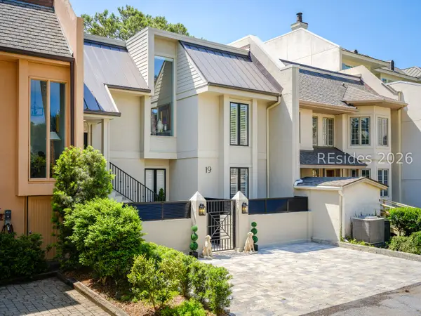 19 Mizzenmast Court, Hilton Head Island, SC 29928