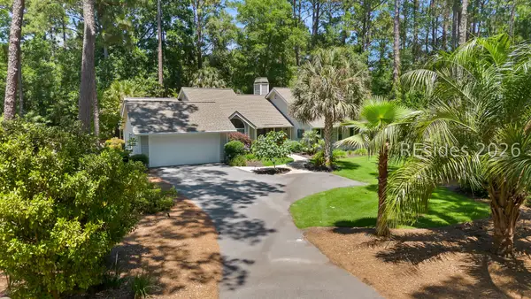 8 Hickory Knoll Place, Hilton Head Island, SC 29926