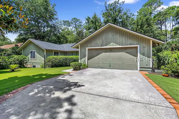 7 Bay Pines Drive, Hilton Head Island, SC 29928
