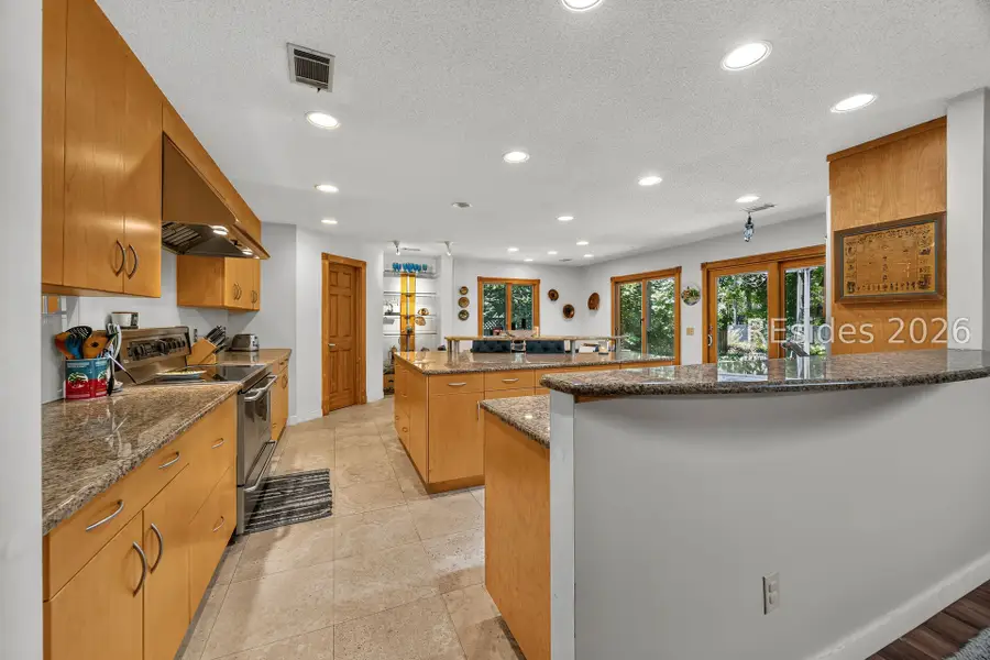 7 Bay Pines Drive, Hilton Head Island, SC 29928 - #3