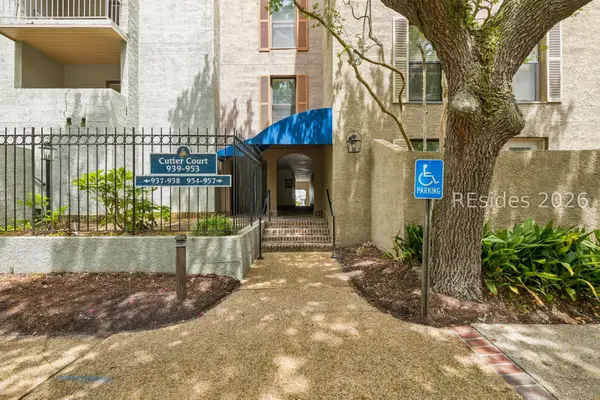 6 Lighthouse Lane #946, Hilton Head Island, SC 29928