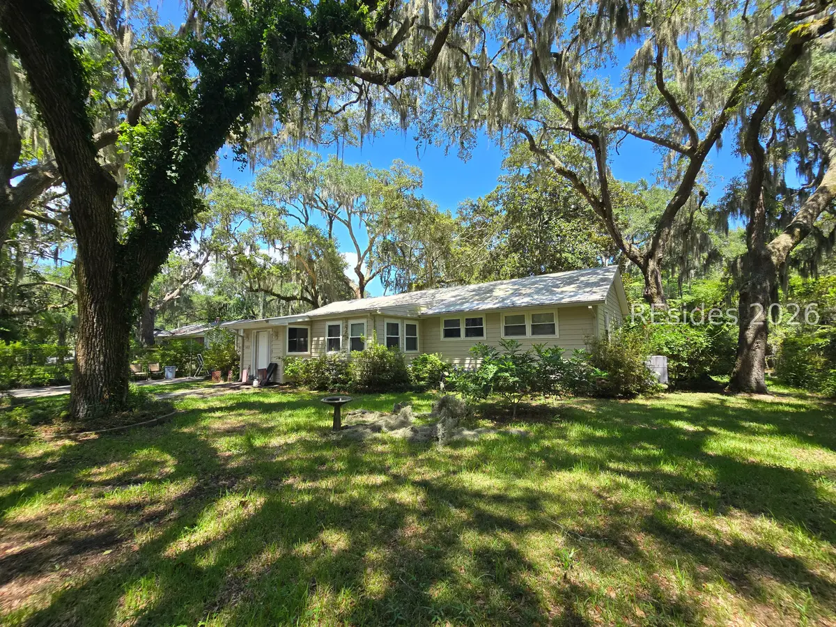 1403 Newcastle Street, Beaufort, SC 29902 - #1