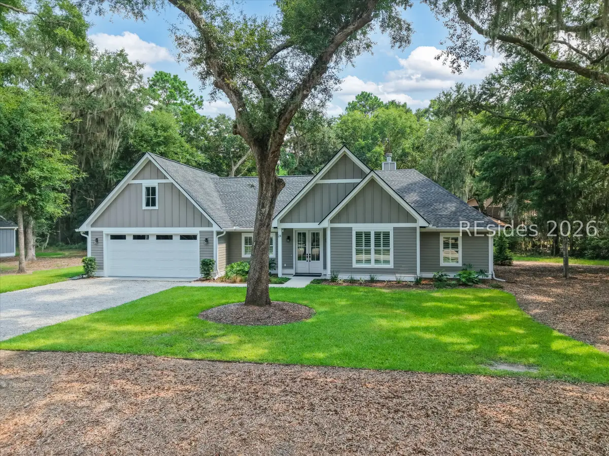 24 Alumni Road, Beaufort, SC 29907 - #1