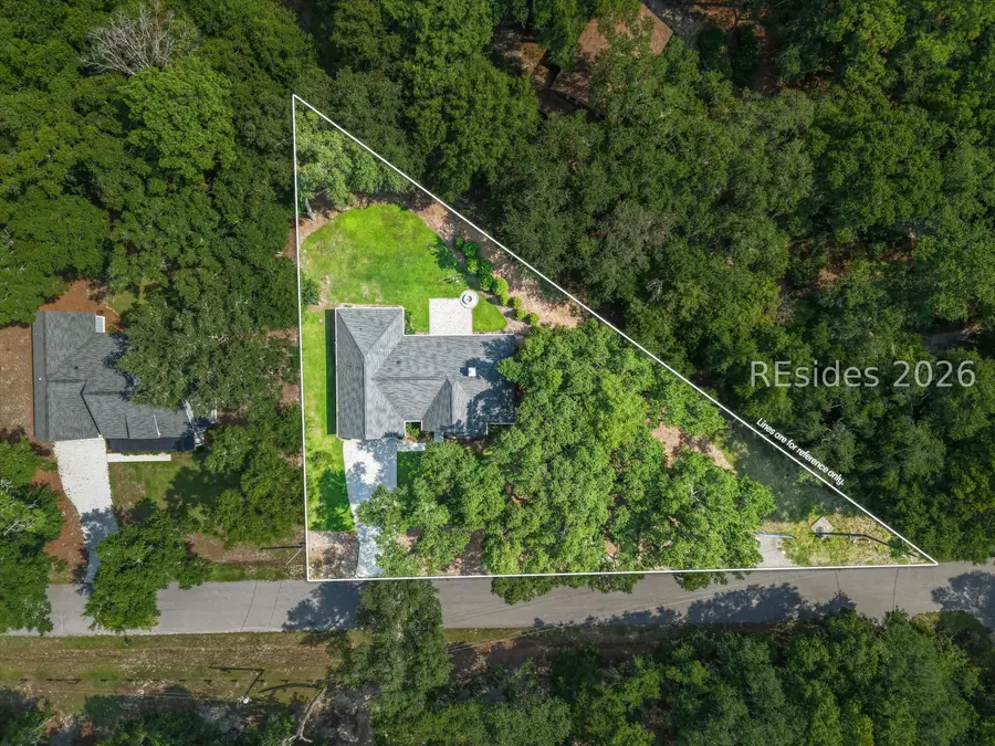 24 Alumni Road, Beaufort, SC 29907 - #3