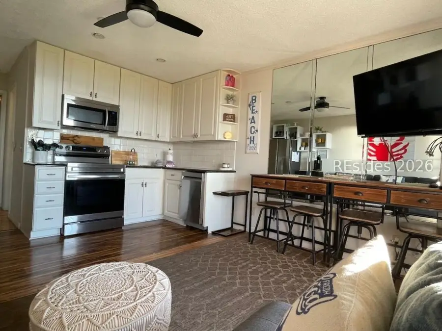 40 Folly Field Road #204, Hilton Head Island, SC 29928 - #3