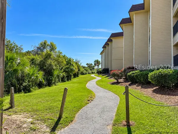 40 Folly Field Road #C325, Hilton Head Island, SC 29928