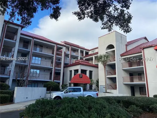 100 Helmsman Way #302, Hilton Head Island, SC 29928