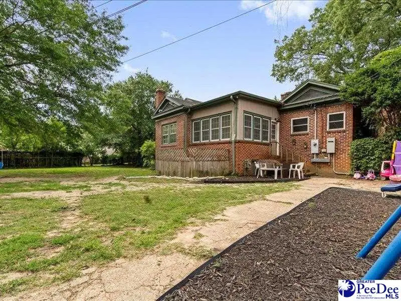 430 Third St, Cheraw, SC 29520 - Image #3