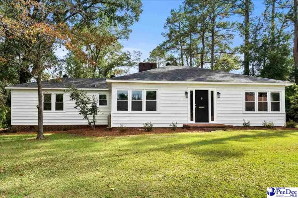 37 Lynn Ave, Cheraw, SC 29520