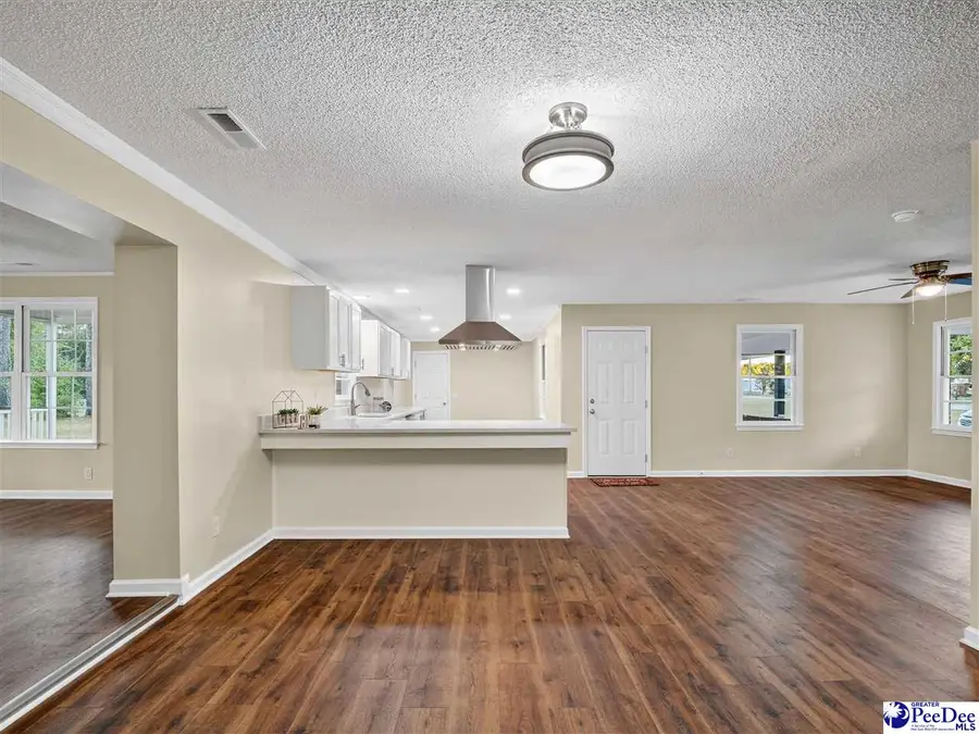 1526 Ebenezer Rd, Darlington, SC 29532 - Image #2