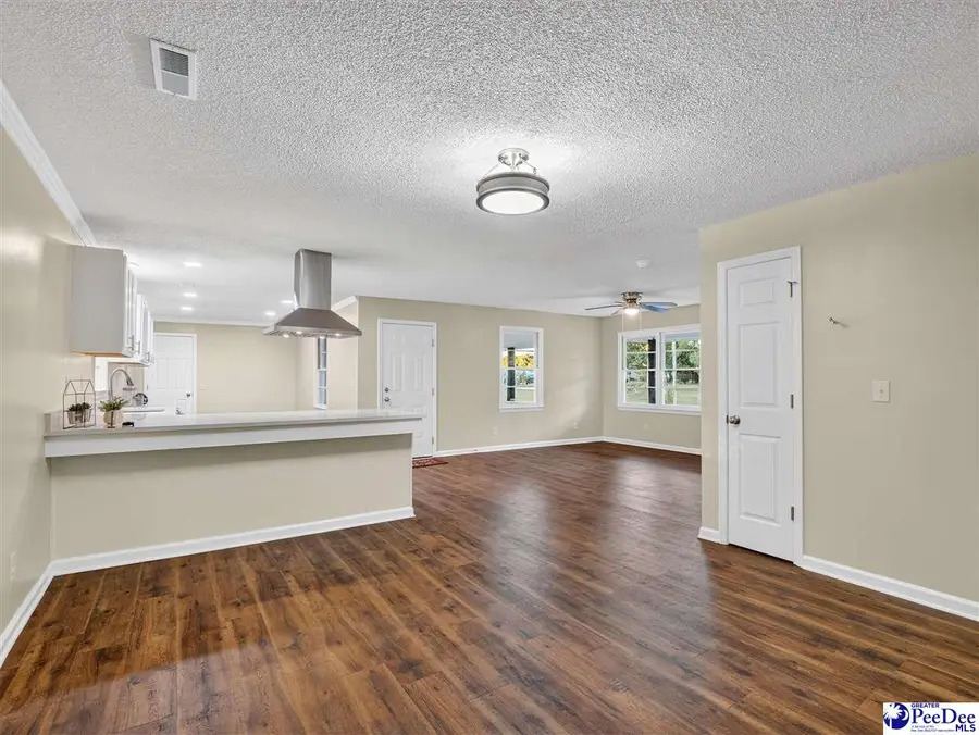 1526 Ebenezer Rd, Darlington, SC 29532 - Image #3