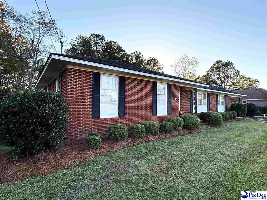 801 Garland Street, Lake City, SC 29560-2911 - Image #3